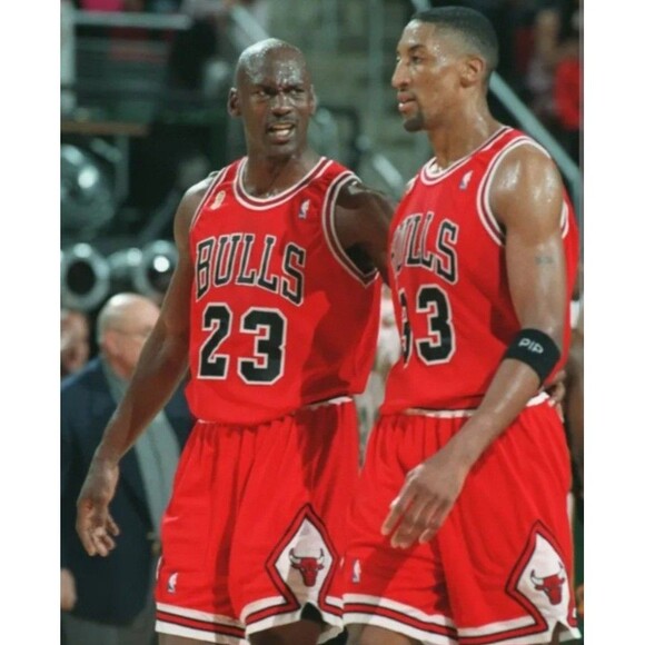 Chicago Bulls (NBA)-(Just Don)-(Red)-(Basketball)-(Shorts)-(New Con.)-(L)-$45 - Picture 6 of 9